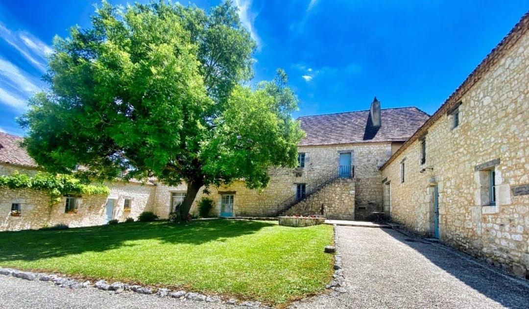 Gite "La Grange Aux Oiseaux" Domaine De Fonpeyroune Conne-de-Labarde Buitenkant foto